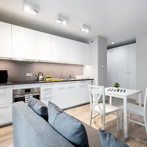  Apartament Warsaw-aparts Wita Stwosza